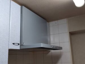千葉キッチン取付け隊　シロッコファンフードの取替　施工後